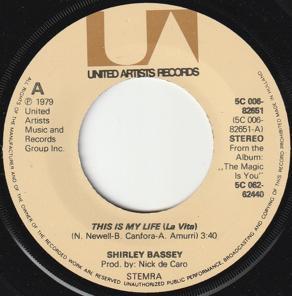 Shirley Bassey - This Is My Life (La Vita) (7") - Discogs image 3