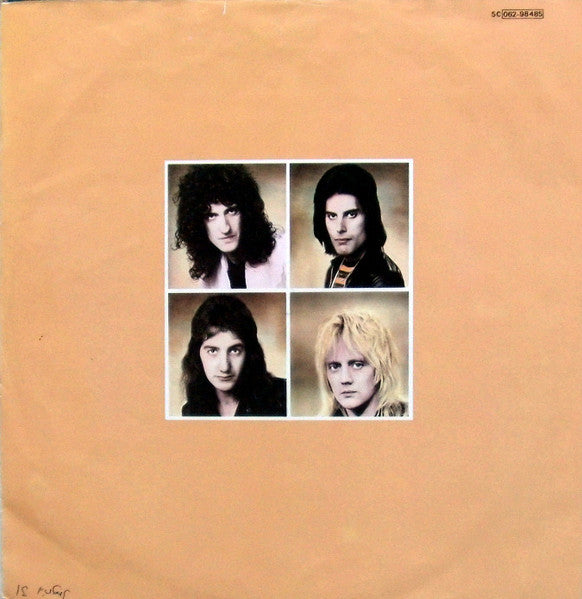 Queen - A Day At The Races (LP) - Discogs image 6