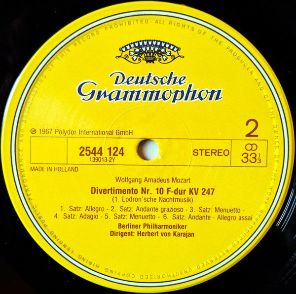 Wolfgang Amadeus Mozart – Herbert von Karajan - Eine Kleine Nachtmusik = Une Petite Musique De Nuit (LP) - Discogs image 4