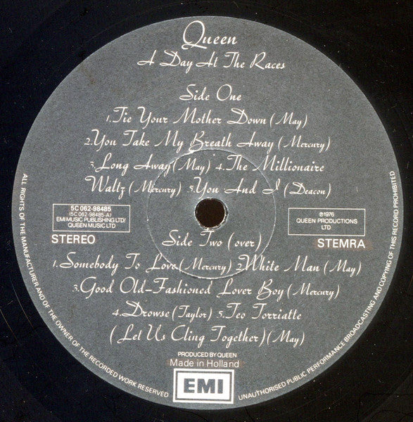 Queen - A Day At The Races (LP) - Discogs image 4