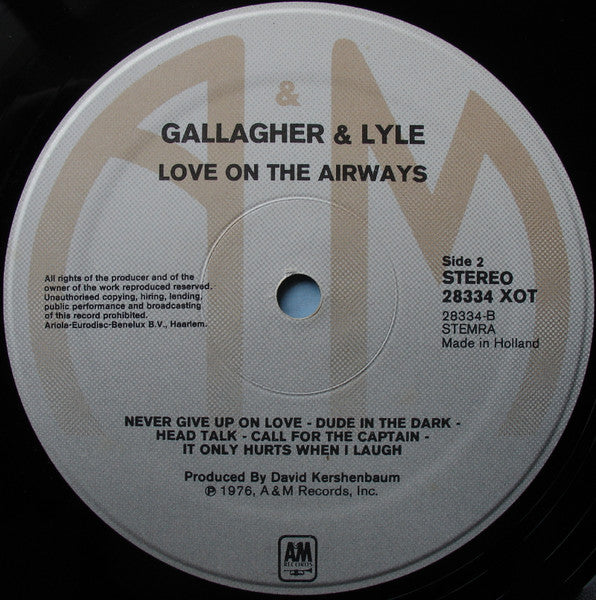 Gallagher & Lyle - Love On The Airwaves (LP) - Discogs image 7