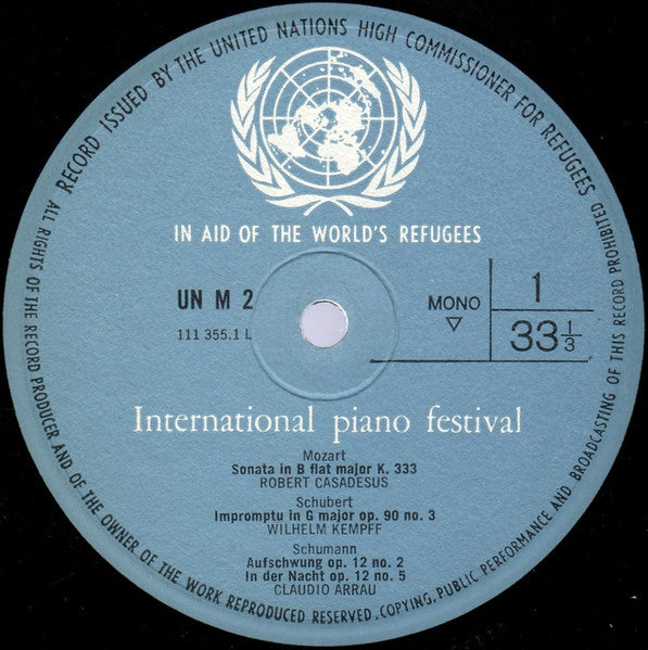 Claudio Arrau, Wilhelm Backhaus, Alexander Brailowsky, Robert Casadesus, Byron Janis, Wilhelm Kempff - International Piano Festival (A Benefit Concert) (LP) - Discogs image 3